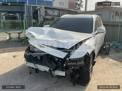 Photo 1 of 15: 2024 Genesis GV80, VIN KMTHA81BBRU209739 — Korean insurance auction