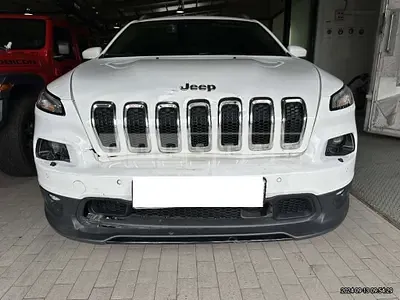 Photo 1 of 27: 2017 Jeep Cherokee — Korean insurance auction