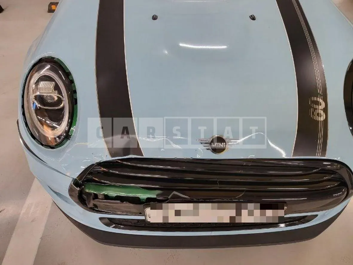 Photo 2 of 45: 2019 MINI Cooper Five-Door, VIN WMWXU1100K2H35625 — Korean insurance auction