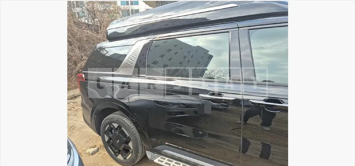 Photo 2 of 27: 2024 Kia Carnivals — Korean insurance auction