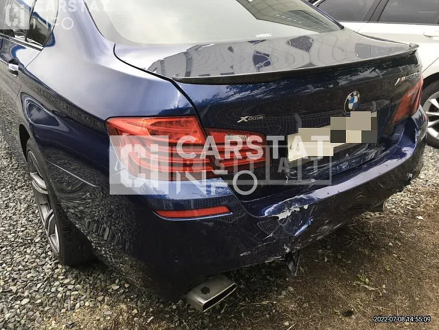 Photo 2 of 19: 2015 BMW 520d, VIN WBA5E5106GG069485 — Korean insurance auction
