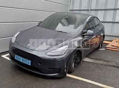 Photo 1 of 44: 2025 Tesla Model Y RWD — Korean insurance auction