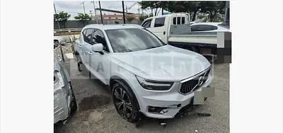 Photo 1 of 14: 2021 Volvo XC40B4 AWD — Korean insurance auction