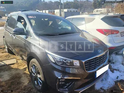 Photo 1 of 15: 2018 Kia Carnival, VIN KNAMC81ABKS493758 — Korean insurance auction