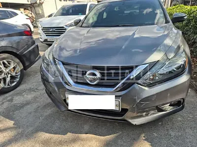 Photo 1 of 20: 2017 Nissan Altima 2.5, VIN 1N4AL3AP1HC100200 — Korean insurance auction