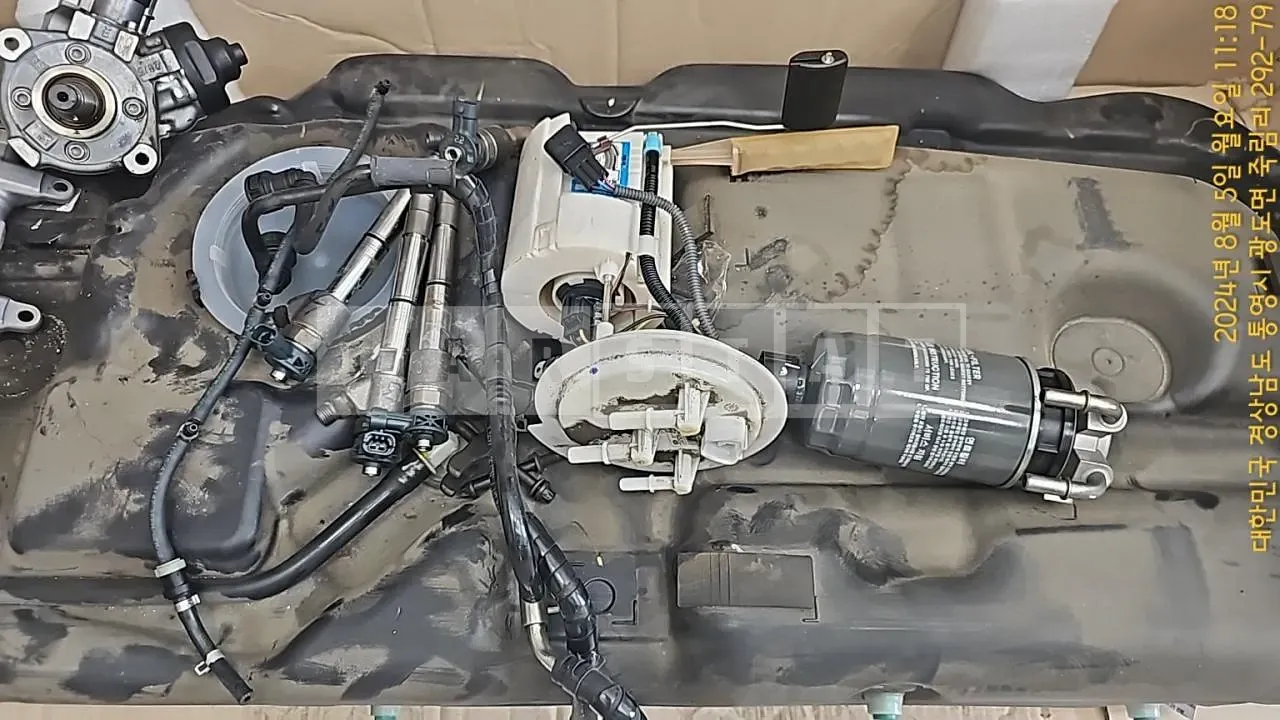 Photo 2 of 3: 2020 Kia Injector Carnival Injector Etc, VIN KNAME81ABLS634651 — Korean insurance auction