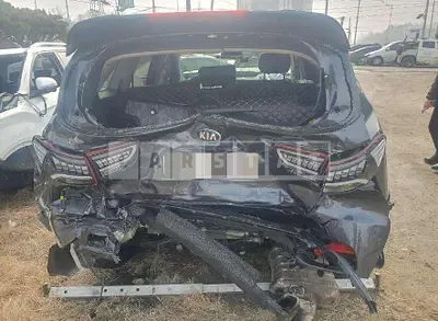 Photo 1 of 42: 2017 Kia Sorento 4WD, VIN KNAPH81BDJA409451 — Korean insurance auction