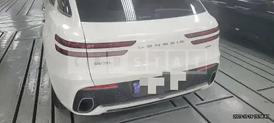Photo 1 of 32: 2023 Genesis GV70 2.5 — Korean insurance auction