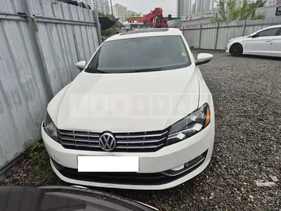 Photo 1 of 9: 2015 Volkswagen Passat 2.0 TDI — Korean insurance auction