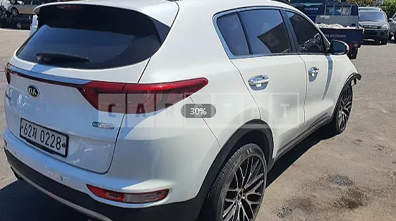 Photo 2 of 19: 2017 Kia Sportage, VIN KNAPM813BHK188185 — Korean insurance auction