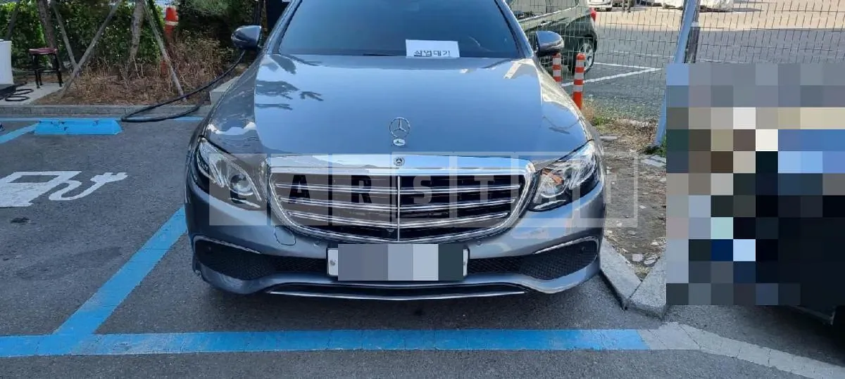 Photo 2 of 2: 2019 Mercedes-Benz (parts) E300 4Matic Wheels, VIN WDDZF4KBXKA692685 — Korean insurance auction