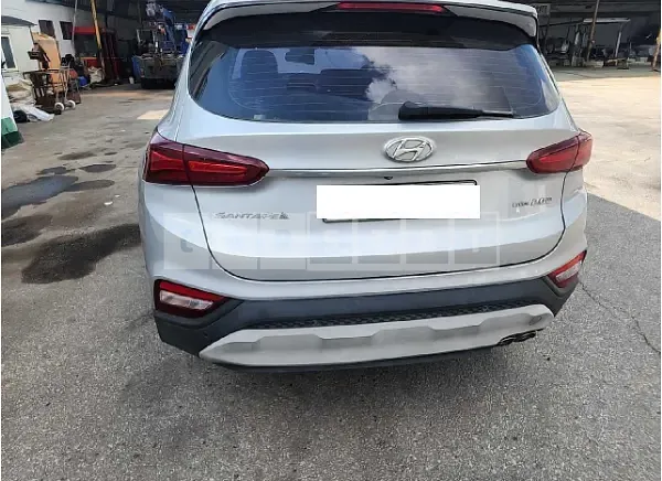 Photo 2 of 27: 2019 Hyundai Santa Fe — Korean insurance auction