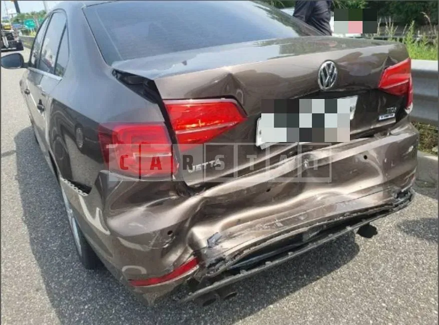 Photo 3 of 3: 2015 Volkswagen Jetta 2.0 TDI BMT Premium, VIN WVWZZZ16ZFM031027 — Korean insurance auction