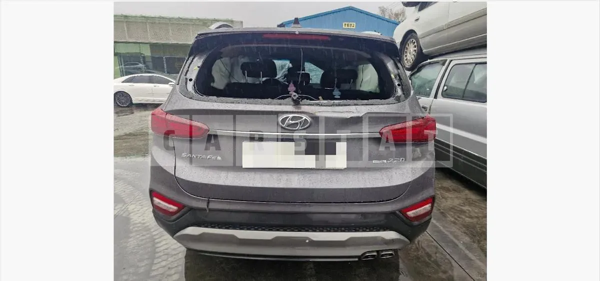 Photo 2 of 36: 2018 Hyundai Santa Fe TM 4WD — Korean insurance auction