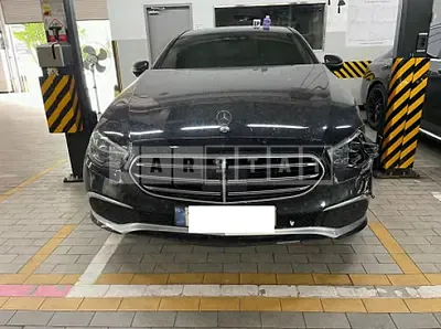 Photo 1 of 12: 2021 Mercedes-Benz E300 e 4Matic — Korean insurance auction