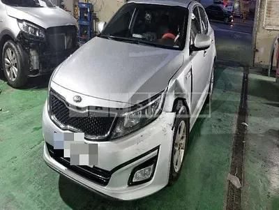 Photo 1 of 13: 2015 Kia K5 LPG, VIN KNAGN418BGA612798 — Korean insurance auction