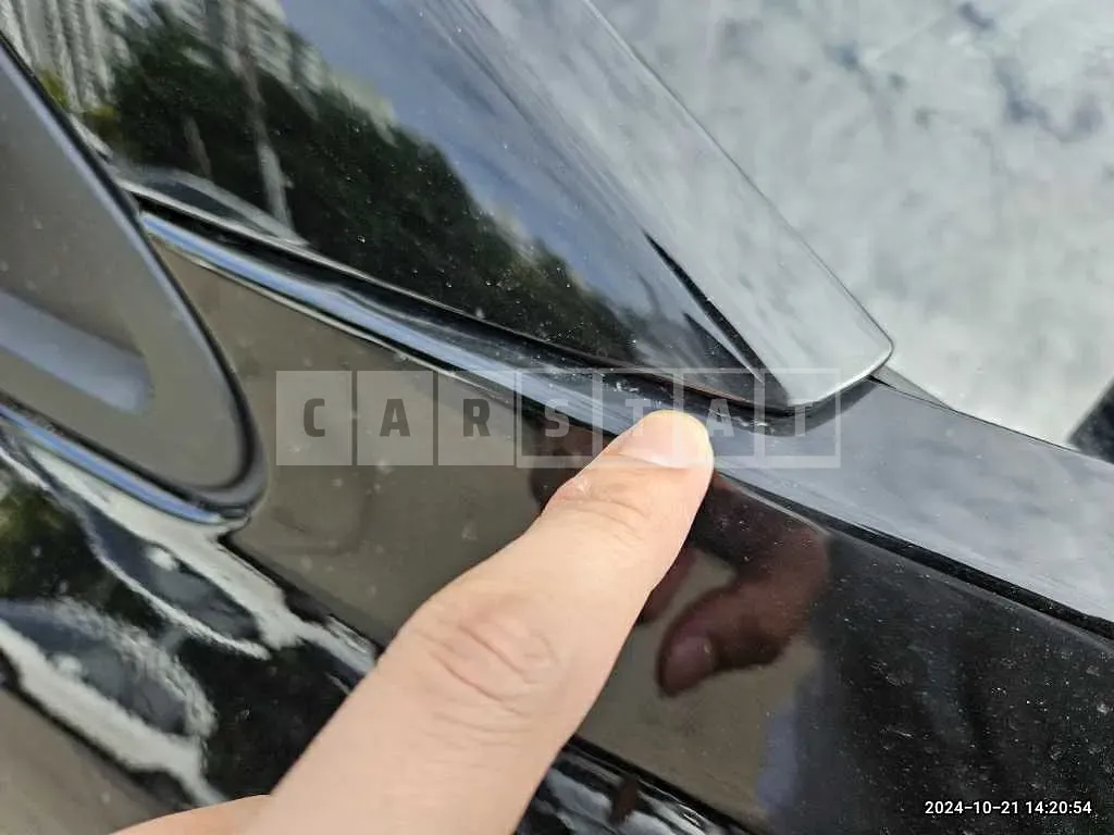 Photo 2 of 28: 2023 Kia Carnival — Korean insurance auction