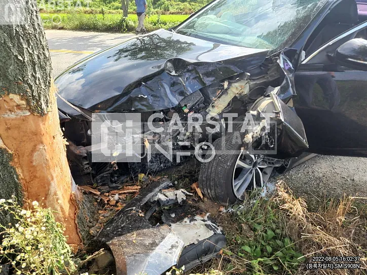 Photo 2 of 7: 2014 Kia K5 2.0 — Korean insurance auction