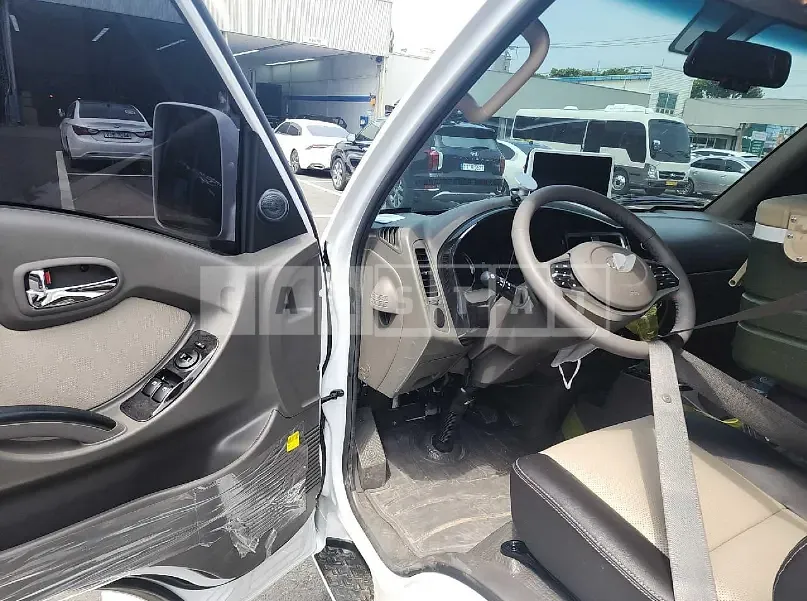 Photo 2 of 50: 2023 Hyundai Potter 2 Institutes, VIN KMFZCZ7NFPU051135 — Korean insurance auction