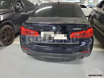 Photo 1 of 19: 2020 BMW 530i xDrive M Sport Packag, VIN WBAJR9101LWW76436 — Korean insurance auction