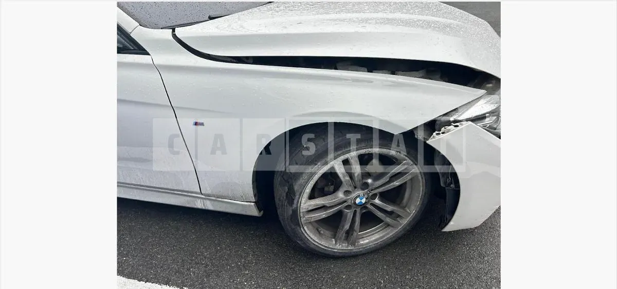 Photo 2 of 22: 2015 BMW 320d Touring — Korean insurance auction