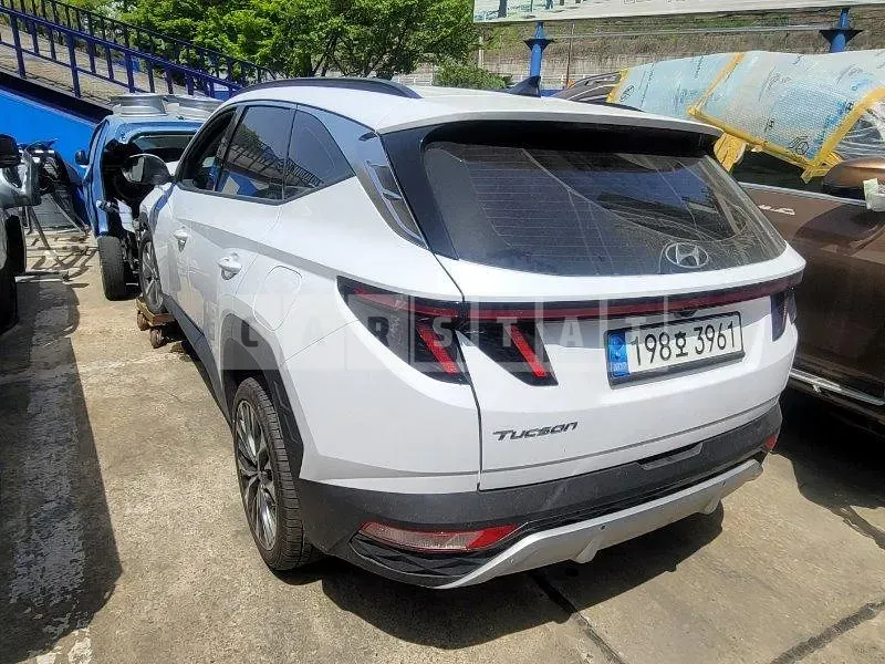 Photo 2 of 19: 2023 Hyundai Tucson — Korean insurance auction