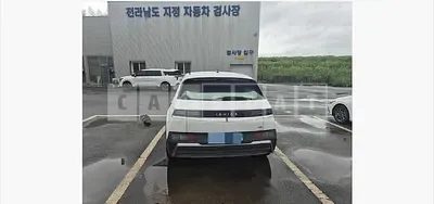 Photo 1 of 14: 2026 Hyundai IONIQ Long Range — Korean insurance auction