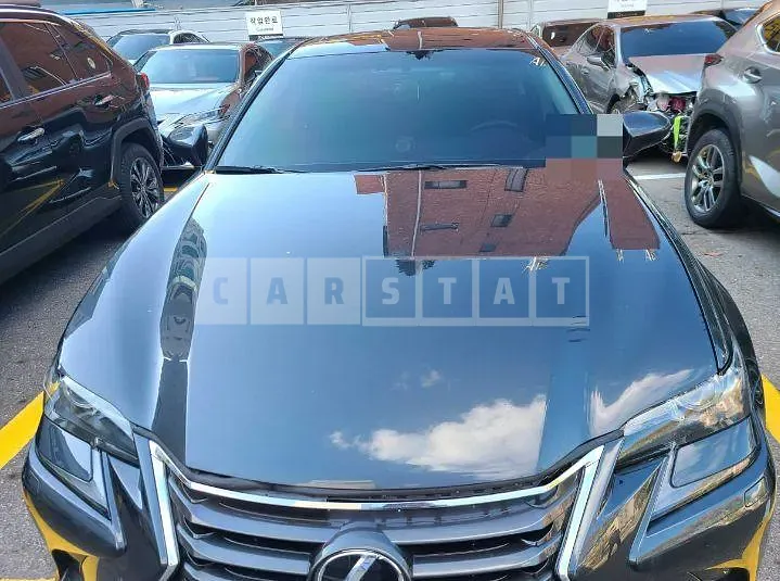 Photo 2 of 30: 2017 Lexus GS200T, VIN JTHBA1BL6HA004626 — Korean insurance auction