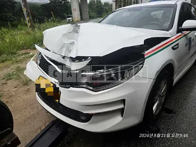 Photo 1 of 5: 2017 Kia K5 LPG — Korean insurance auction