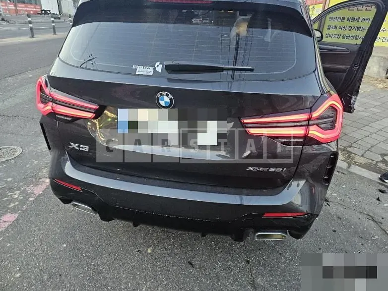 Photo 2 of 17: 2024 BMW X3 xDrive20i — Korean insurance auction
