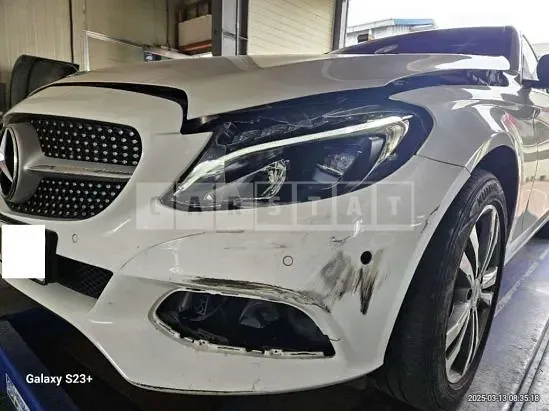 Photo 2 of 12: 2018 Mercedes-Benz C 200 — Korean insurance auction