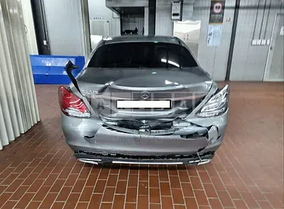 Photo 1 of 11: 2016 Mercedes-Benz C 200, VIN WDDWF4CB8GF362314 — Korean insurance auction