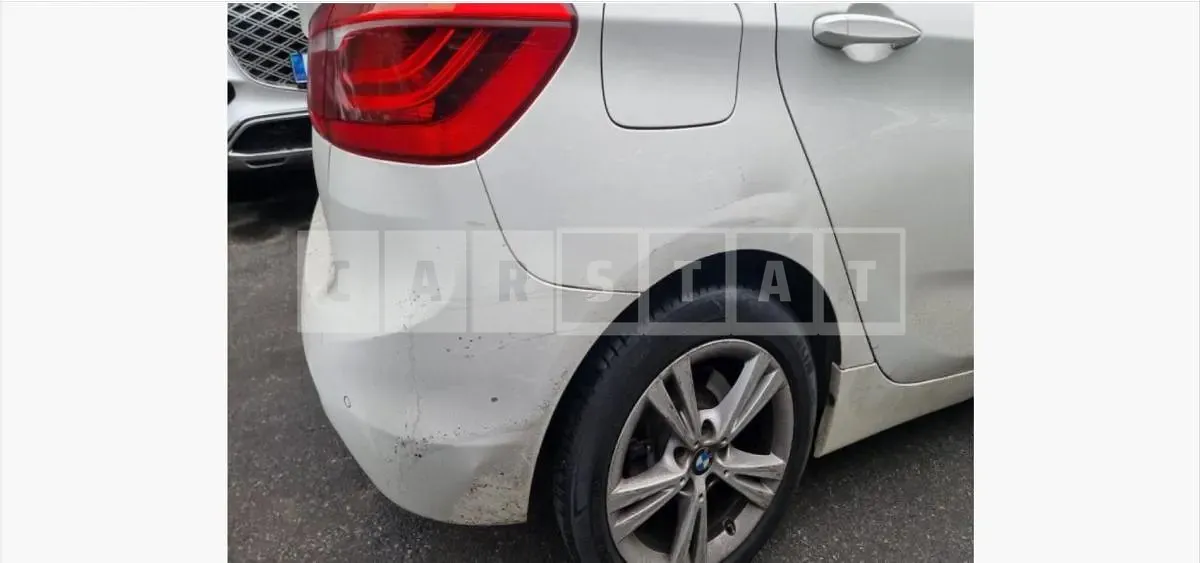 Photo 2 of 33: 2017 BMW Active Tourer — Korean insurance auction