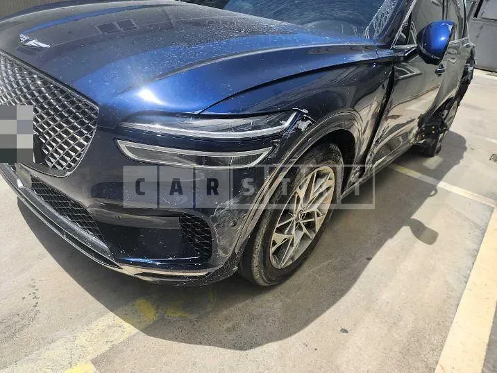 Photo 2 of 16: 2022 Genesis GV70 2.5 — Korean insurance auction