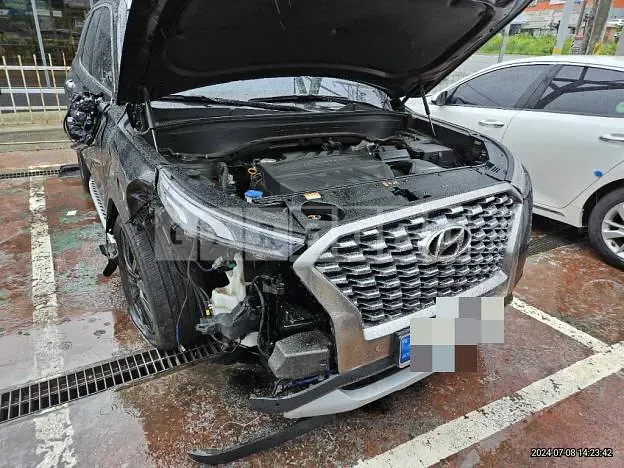 Photo 2 of 23: 2021 Hyundai Palisade 2.2 — Korean insurance auction