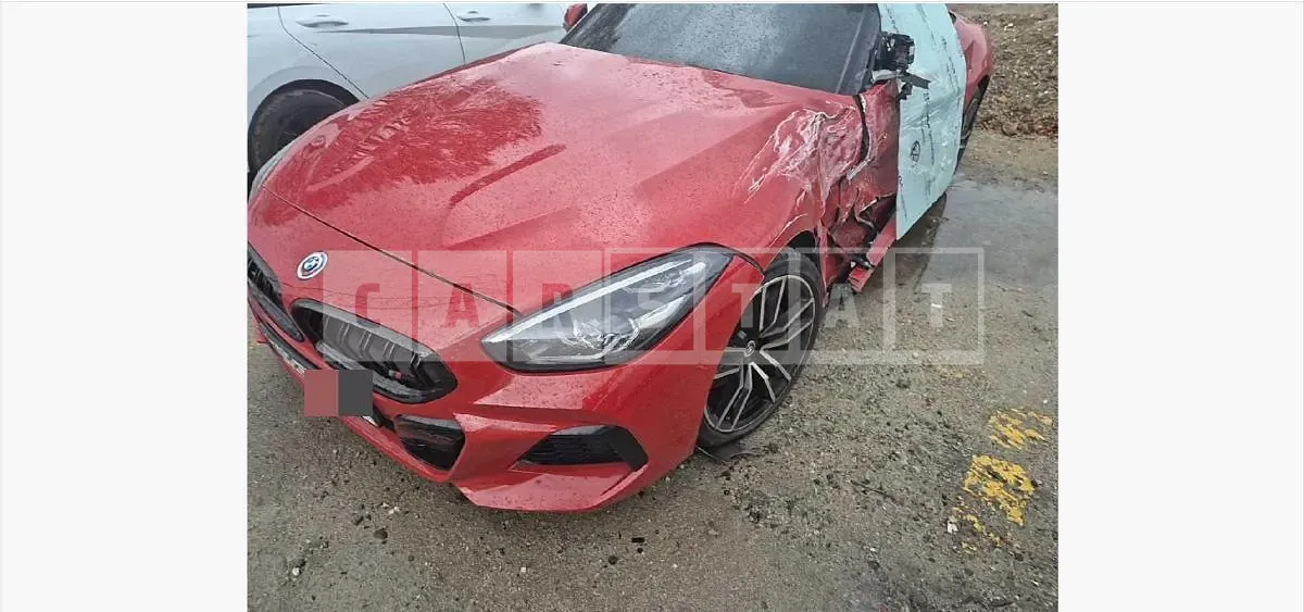 Photo 2 of 10: 2021 BMW Z4 sDrive20i — Korean insurance auction