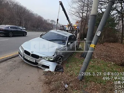 Photo 1 of 6: 2017 BMW 320d — Korean insurance auction