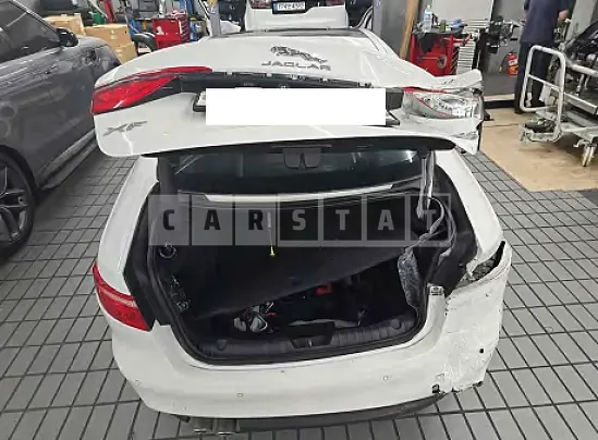 Photo 2 of 12: 2018 Jaguar XF 20d — Korean insurance auction