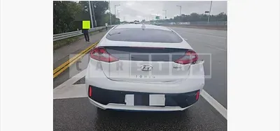 Photo 1 of 13: 2016 Hyundai IONIQ (Hybrid) — Korean insurance auction
