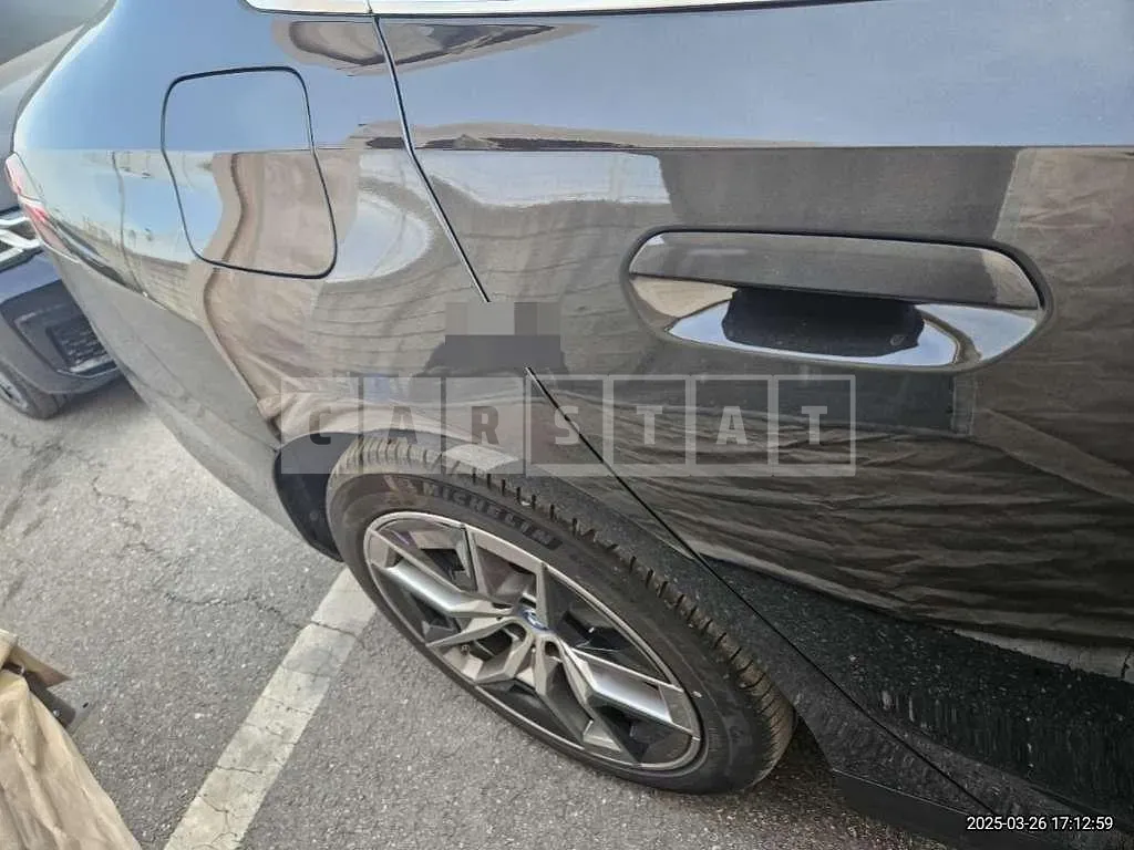 Photo 2 of 4: 2024 BMW (parts) 530e Wheels — Korean insurance auction
