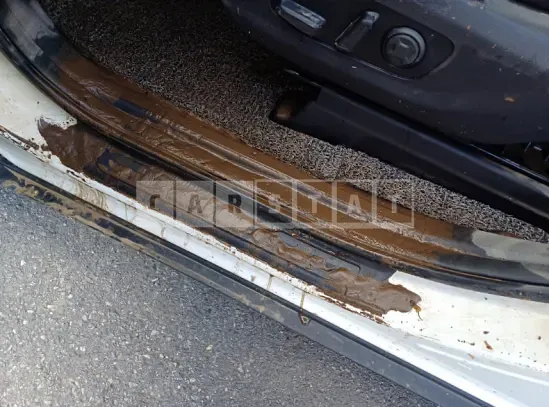 Photo 2 of 8: 2023 Kia Carnival — Korean insurance auction