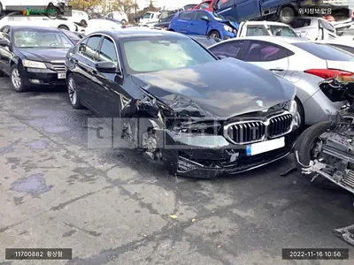Photo 1 of 12: 2022 BMW 520i, VIN WBA11BH03NWX49913 — Korean insurance auction