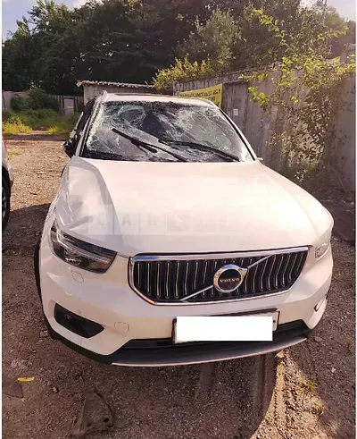 Photo 1 of 9: 2020 Volvo XC40T4 AWD — Korean insurance auction