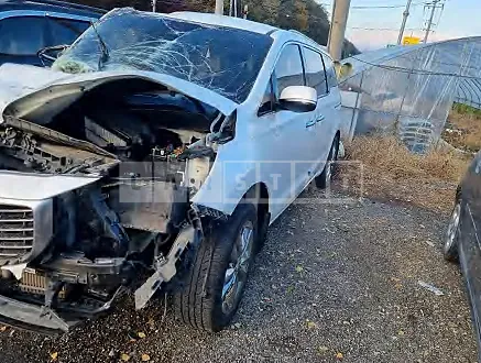 Photo 2 of 16: 2017 Kia Carnival, VIN KNAMC81ABHS315244 — Korean insurance auction