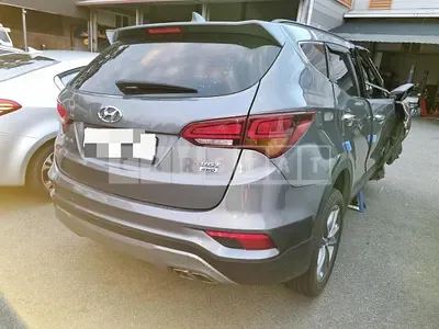 Photo 1 of 2: 2016 Hyundai Santa Fe 2.0 (4WD) — Korean insurance auction
