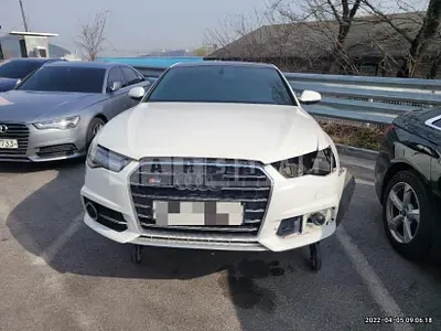 Photo 1 of 32: 2015 Audi A6 35 TDI, VIN WAUZZZ4G8GN044332 — Korean insurance auction