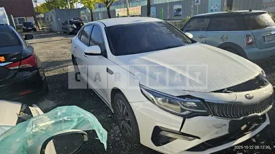 Photo 2 of 12: 2019 Kia K5, VIN KNAGT416BKA268163 — Korean insurance auction