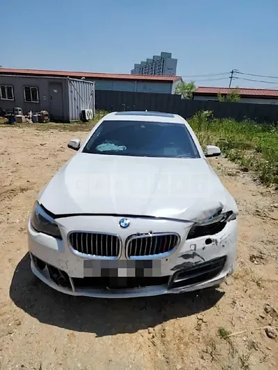 Photo 1 of 15: 2015 BMW 520d — Korean insurance auction