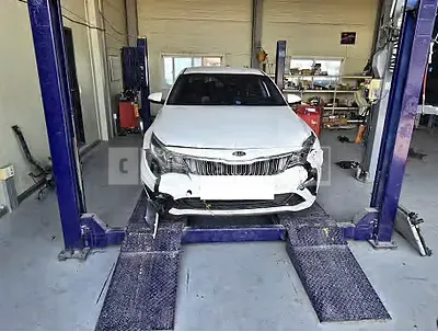 Photo 1 of 25: 2019 Kia K5 — Korean insurance auction
