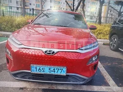Photo 1 of 12: 2019 Hyundai Kona Electric, VIN KMHK381GFKU011155 — Korean insurance auction